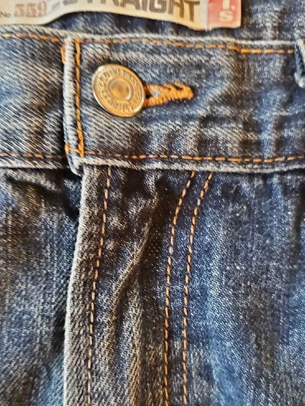 Levi's 559 Relaxed Straight Fir Distressed Blue Jeans